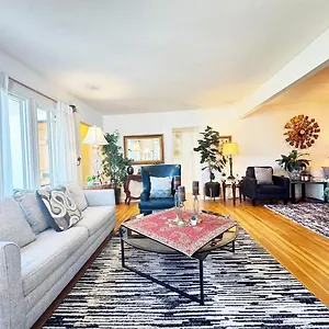 Charming 3br House - Hal-uc Holiday home